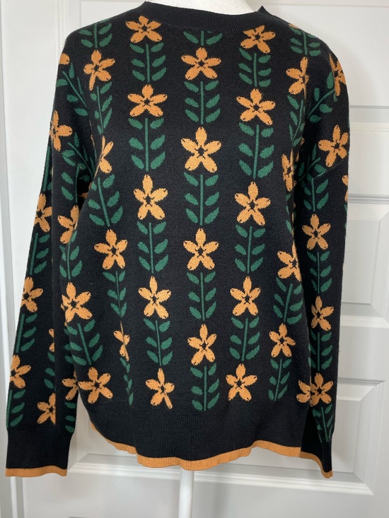 Zesica Sweaters - Zesica Women’s Black Crewneck Sweater with Mustard Floral Pattern Size M